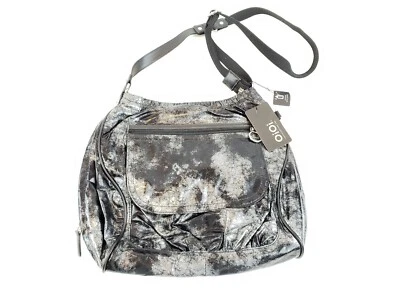 Bolsa de pañales Oioi Baby Out And About. Nuevo color: negro metálico Foto 1 de 4