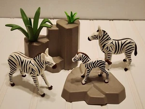 Playmobil 2 Cebras y Potros 70356 6641 Rocas Plantas Safari África Zoo Sabana - Imagen 1 de 6