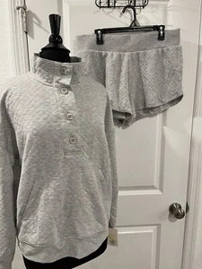 NWT Stars Above Women’s Quilted Pajama Set Mock Neck Top & Shorts Gray L - Picture 1 of 11