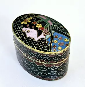 Antique Chinese Cloisonne Enamel Girl Miniature Portrait Pill Box Snuff Box - Picture 1 of 13
