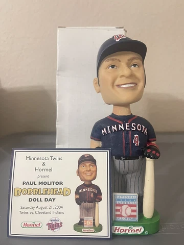 Minnesota Twins Paul Molitor Hall of Fame Bobblehead SGA W/COA And Original Box! Cover