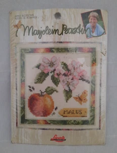 Lanarte Marjolein Bastin ~ Malus ~ Apple Blossoms ~ Counted Cross Stitch Kit NIP - Picture 1 of 10