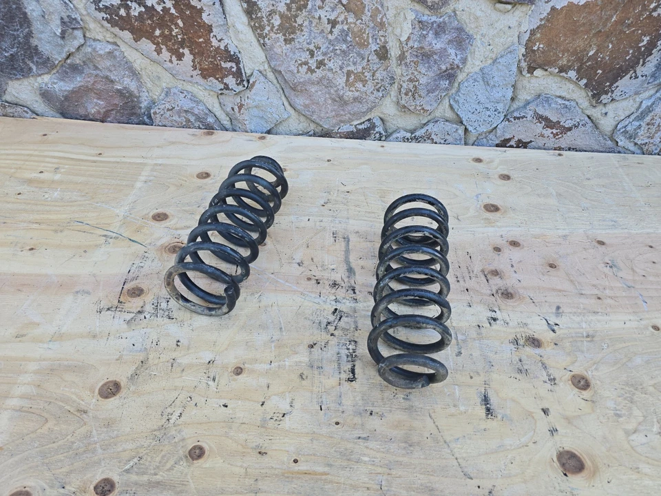 1983 - 90 福特野马 2 II 弹簧悬架 原始设备制造商 V16 — 第 1/4 张图片