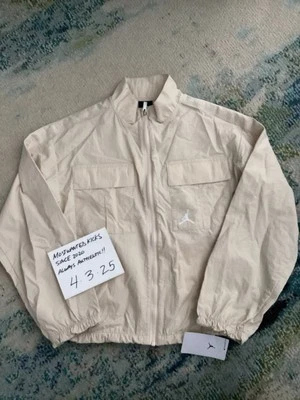 Jaqueta de fita nova com etiquetas Nike Air Jordan infantil grande meninas salto marrom claro tecido tamanho XL - Imagem 1 de 4