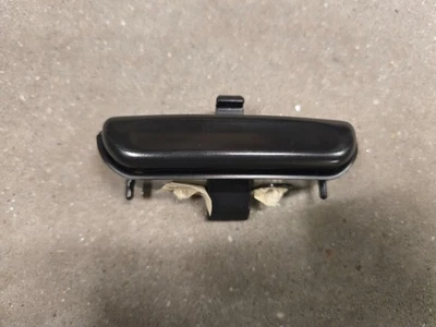 Toyota Camry BLACK LATCH Armrest Lid Center Console Cover Button 02 03 04 05 06 — 第 1/4 张图片