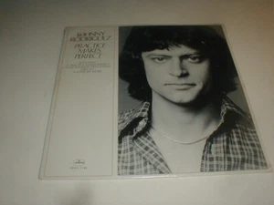 Johnny Rodriguez ÜBUNG MACHT PERFEKT Mercury LP VERSIEGELT 1977 Tex-Mex Country - Bild 1 von 8