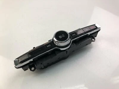 Y2830 VOLVO Climate Control Unit P31398845 - Image 1 of 4