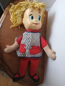 MUÑECA DE PELUCHE VINTAGE MATTEL HERMANA BELLE TIRAR STRING PARLANTE Casper - Imagen 1 de 14