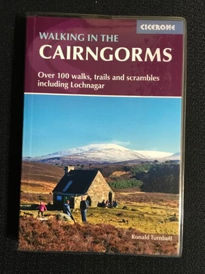 WALKING THE CAIRNGORMS 100+ Walks Trails & Scrambles Travel Guide Scotland 2017 — 第 1/4 张图片