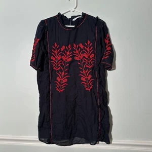 Trafaluc Black Dress with Red Leaves Short Sleeve Small Women's - Picture 1 of 4