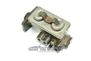 GENUINE CHRYSLER VALIANT BRAKE BOOSTER MASTER CYLINDER - 3 PORT - VE VF VG VH - Bild 1 von 8