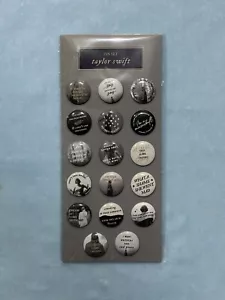 Taylor Swift Folklore Album Text Trackliste 17-poliges Set (TS Holiday Pin Set) Neu - Bild 1 von 2