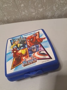 Marvel Heroes Tupperware Sandwich Keeper - Picture 1 of 3