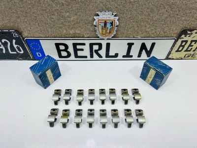 Mercedes Benz M116 M117 Rocker Arm A1160551501 Genuine NOS X16 PC - Image 1 of 4