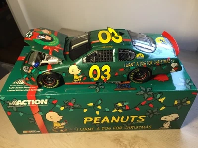 XRARE 1:24 PEANUTS #03 "I WANT A DOG FOR CHRISTMAS" FANTASY 2003 NASCAR 1 of 384 - Image 1 of 4