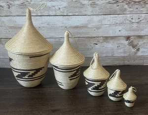 Ruanda Peace Nistkörbe mit Deckel Afrikanisches Gewebtes Sisal 5er Set - Bild 1 von 10