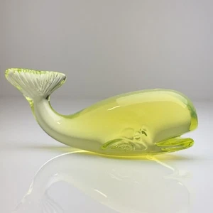 Fenton Opalescent Topaz Vaseline Glass Whale Figurine UV Glow Vintage - Picture 1 of 16
