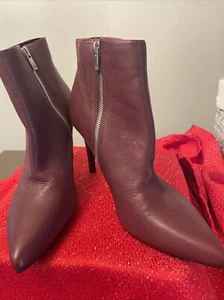 Calvin Klein Womens 10M Heeled Ankle Boots Clariss Purple Leather E6025 New - Picture 1 of 9