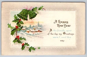 Feliz Año Nuevo, Acebo, escena de pueblo nevado, antigua postal de felicitación de 1916 - Imagen 1 de 2