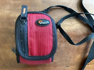 Lowepro Ridge 10 Red/BLACK Digital Camera Pouch Shoulder /Crossbody Compact bag - Picture 1 of 5