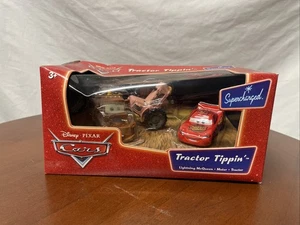 Disney Pixar Cars Traktor Tippin Set Lightning McQueen Mater Traktor Neu Mattel - Bild 1 von 7