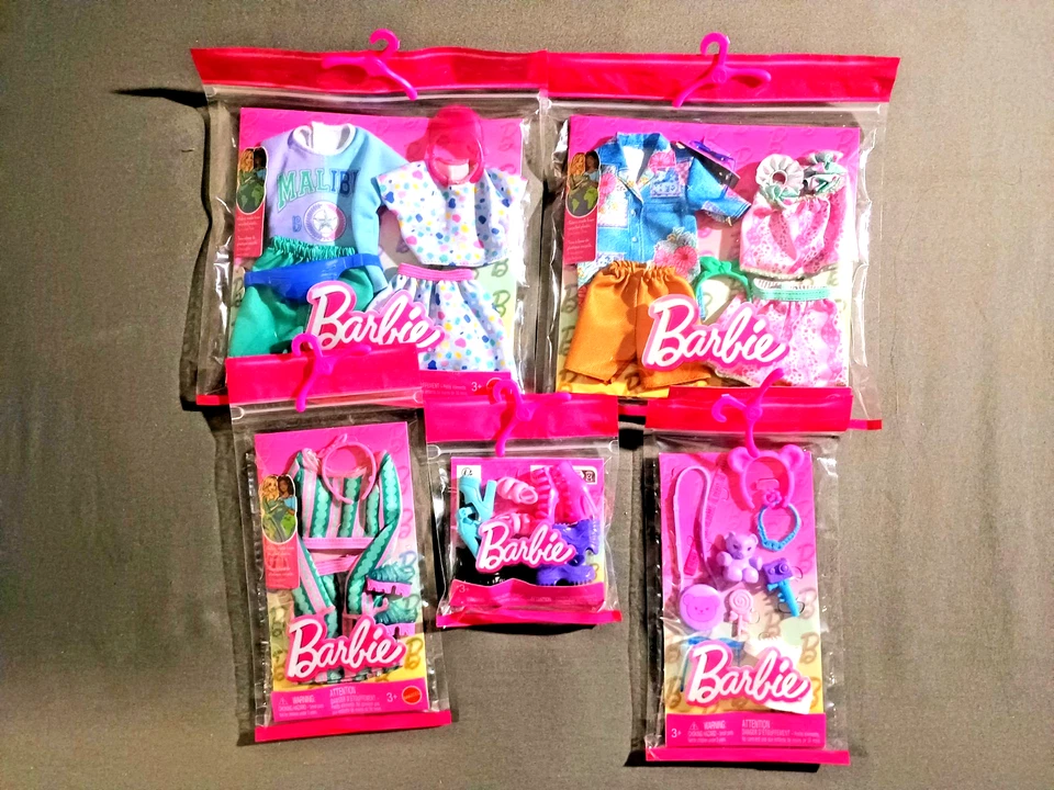 (Lote de 5) Nuevos conjuntos de ropa Barbie Fashions - Se adapta al tamaño de muñeca: 11,5 pulgadas/A25 Foto 1 de 1