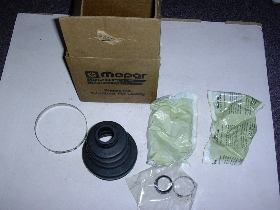 AMC EAGLE PREMIER & DODGE MONACO INNER AXLE SHAFT BOOT KIT #83504577 NOS MOPAR - Image 1 of 1