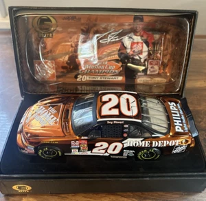 NASCAR RCCA Elite Tony Stewart #20 Home Depot 1/24 2002 Champion Color Chrome - Picture 1 of 18