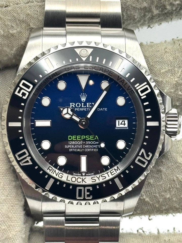eBay Live Rolex Deepsea Sea-Dweller 44 mm James Cameron 136660 como nuevo 24/09 Foto 1 de 1