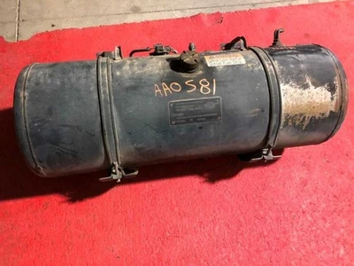 Mitsubishi Fuso FE180 2010 usado 33 galones diésel tanque de combustible 4,9 L Foto 1 de 4