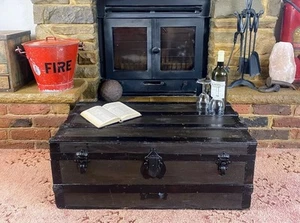 Old Antique Steamer Trunk, Vintage Storage Trunk, Blanket Box, Coffee Table. - Picture 1 of 10