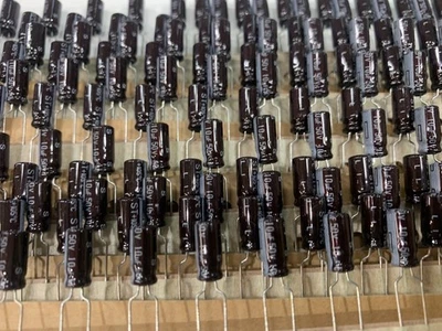 250-pcs Samsung CESTX1H100M0511AD 10uF 50V Electrolytic Capacitors 5x11 105° - Image 1 of 3