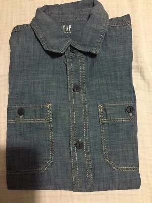 CAMISA VAQUERA CON BOTONES GAP NIÑOS AZUL CLARO TALLA GRANDE REGULAR USADA EN EXCELENTE ESTADO Foto 1 de 4