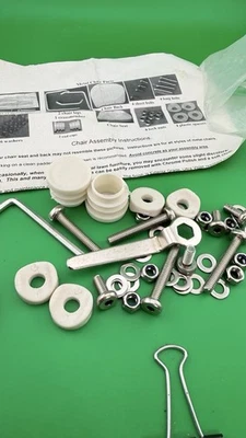 Bolsa de piezas originales para silla de césped de metal Torrans Manufacturing Company Foto 1 de 4