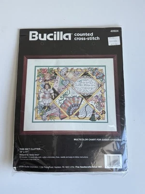 ¡NUEVO! Kit de punto de cruz contado Bucilla 1994 THIS IS'T CLUTTER 40924 NUEVO EN STOCK Foto 1 de 2