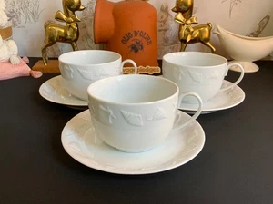 Porcelaine Jacques Coeur France Embossed Sea Shells Cup and Saucer x 3 - Picture 1 of 11