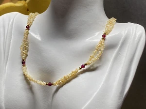 Vintage Necklace Jewellery Beaded Pearl Chips Red Artificial Stone 10.02g - Picture 1 of 13