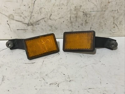 Reflectores Yamaha YZF-R1-2005 - Horquilla delantera - Uno está agrietado Foto 1 de 4