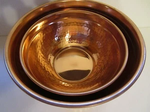 2er Set stapelbare Küchen-Rühr-/Servierschüsseln, gehämmertes Kupfer, Made in India - Bild 1 von 11