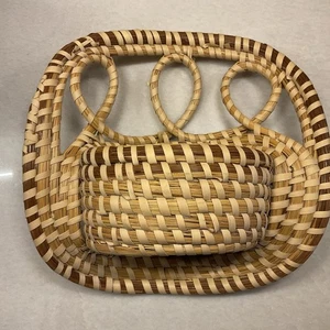 Charleston Gullah Sweetgrass Handmade Basket Wall Pocket 9” X 9” X 4” - Picture 1 of 10