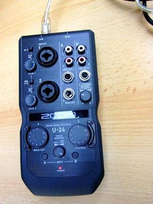 ZOOM U-24 Mobiles Audio-Interface - Bild 1 von 2