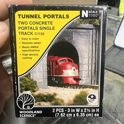 Woodland Scenics  C1152 CONCRETE TUNNEL PORTALS - SINGLE TRACK - Two - Image 1 of 2