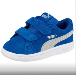 GENUINE PUMA SMASH V2 TRAINERS IN BLUE SIZE UK INFANT 5 - NEW - Picture 1 of 2