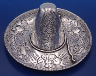Sombrero mexicano vintage de plata de ley con águila sosteniendo una serpiente Foto 1 de 4