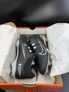 Nike Woman’s Cleats Hyperdiamond 4 Pro Designed For Softball DS BRAND NEW Size 9 - Picture 1 of 10