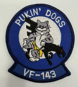 VF-143 "Pukin' Dogs" Fighter Attack Squadron Emblem Stoff Patch USN Navy Neu - Bild 1 von 3
