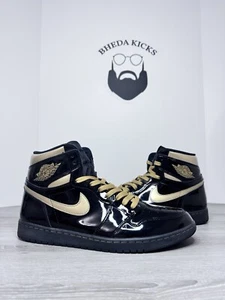 Taglia 14 - Air Jordan 1 Retro High Nero Oro Metallizzato 2020 555088-032 Autentico - Foto 1 di 11
