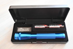 Maglite Mini Pro+ LED 2 x AA Alkaline Flashlight Blue in Box w/batt 272 Lumens