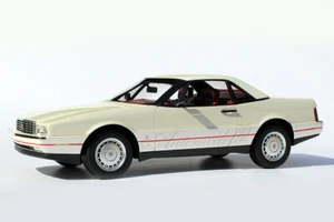 Automodello 1987-1992 Cadillac Allante 1:24 Pearl White Removable Top COA LE - Picture 1 of 11