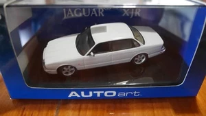 1/43 Jaguar XJR AUTO art #53602 - Picture 1 of 6